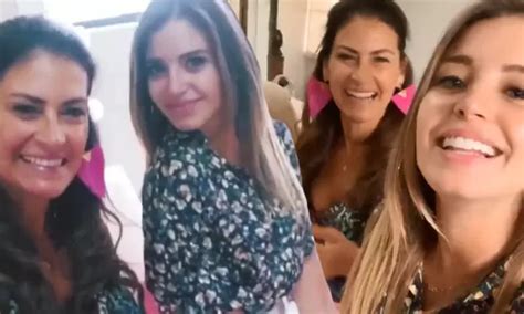 Flavia Laos se grabó así con la mamá de Patricio Parodi tras foto con