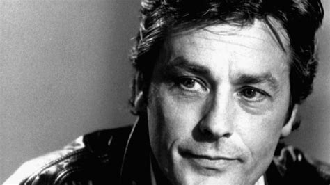 Mort d Alain Delon un acteur emblématique du cinéma entre bandit et