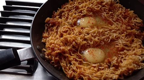 Spicy Dry Maggi Masala Recipe With Eggs Candid Treat