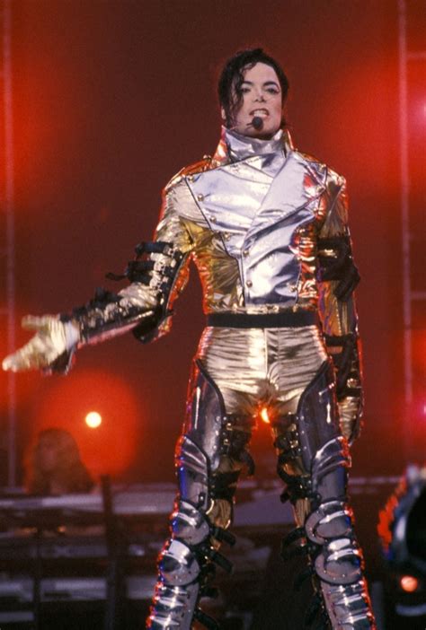 Mj In Gold History Tour Michael Jackson Photo 8241308 Fanpop