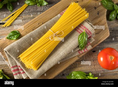 Dry Spaghetti High Resolution Stock Photography And Images Alamy