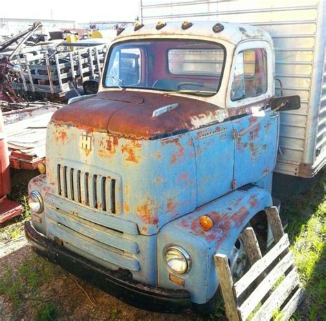 Pin On Cab Over Service Trucks Antique Cars Cab Over Car
