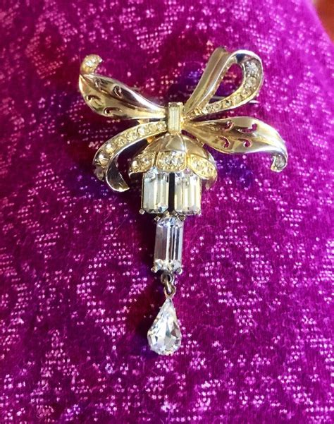 Rhinestone Coro Brooch Gold Tone Bow Brooch Pin Coro Vintage