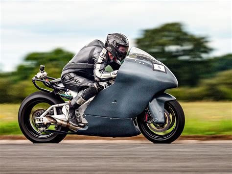 Guy Back On Track Martin Returns To Elvington As He Targets 300mph Barrier