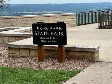 Pikes Peak State Park. Majestic Views in McGregor, Iowa | by Julia A ...