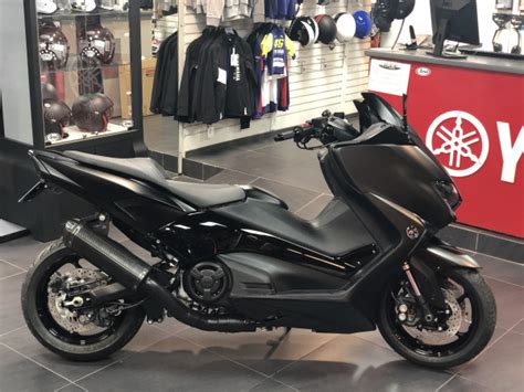 Tmax Full Black Mat Bcd Actualit De Jet Bike