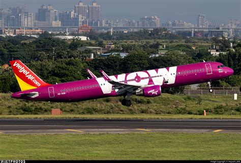 HS VKM Airbus A321 211 Thai VietJetAir Hayashi 008 JetPhotos