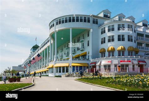 Grand hotel mackinac island hi-res stock photography and images - Alamy