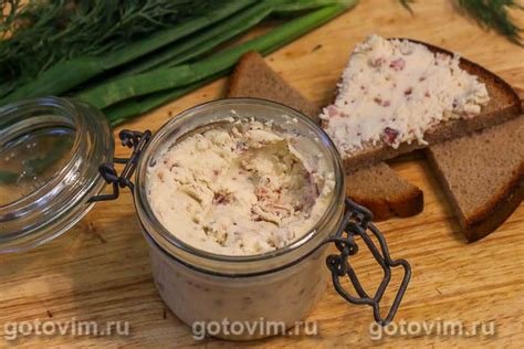 Плавленый сыр из творога с беконом. Рецепт с фото