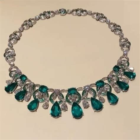 Syn Emerald Collar Necklace Ring Sterling Silver Red Carpet