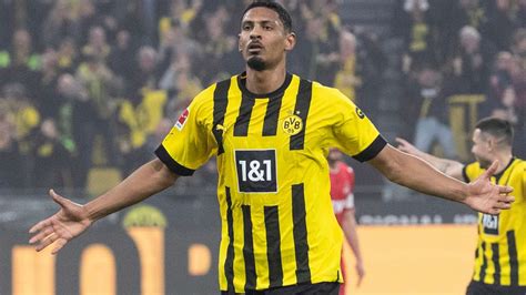 BVB Stürmer Haller rechnet ab Das wäre ein Riesenfehler