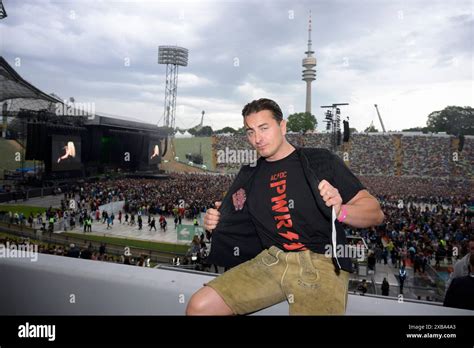 Andreas Gabalier Bei Der Ac Dc Power Up Tour Im Olympiastadion M Nchen