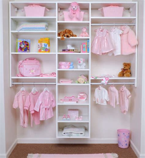 Closets Romántico Armario Otras zonas de Closet 1 Interiors Houzz