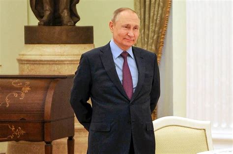 Joe Biden announces fresh sanctions against Russia