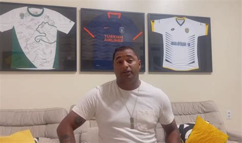 Ex Atacante Do Rio Branco Ac Denuncia Primo Ex Meia Por Golpe