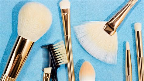 The Best Makeup Brushes for Every Task in 2021, From Foundation to ...