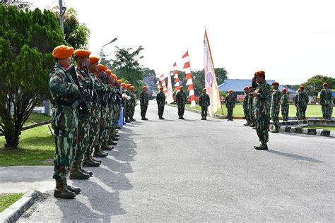 Prajurit Pulanggeni Sambut Kedatangan Danwingko III Kopasgat KOPASGAT