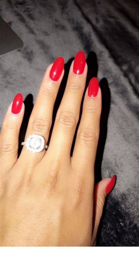 Almond Shaped Red Nails Inspiring Ladies Red Gel Nails Red Wedding Nails Red Acrylic Nails