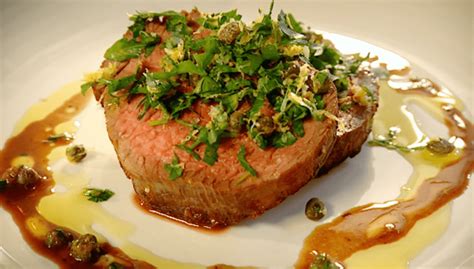 Gordon Ramsay Shares His Top 5 Steak Recipes You Can Make At Home