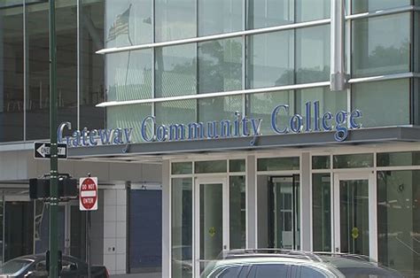 New Gateway College Brings Students Downtown Nbc Connecticut