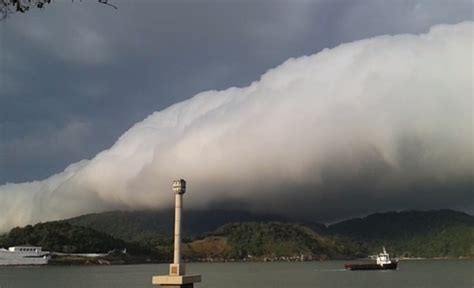 Time Lapse Registra Nuvem Tsunami Se Aproximando Da Costa De Sp Com