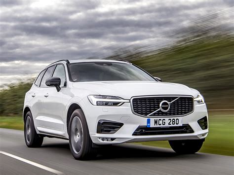 現行型のボルボ XC60が欲しいなら新車より約250万円も安い前期型を要チェックハイブリッドもオトクに特選車日刊カーセンサー