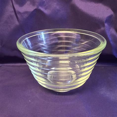 Vintage General Electric Clear Glass Bee Hive Ribbed Mixing Bowl In Excellent Condition By