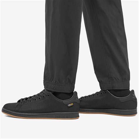 Adidas Stan Smith Core Black Carbon And Gum End Us