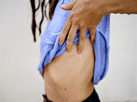 6 Possible Causes Of Rib Cage Pain