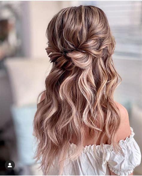 Stunning Boho Bridal Hairstyles The Glossychic Brides Maid Hair