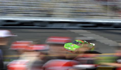 After Yesterday S Crash Danica Patrick Wins Pole At Daytona