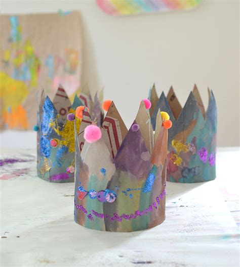 Make A Felt Pom Pom Crown Artbar