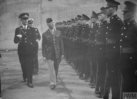 Major General Lloyd Fredendall Visits A British Aircraft Carrier 14