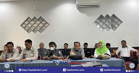 BAWASLU Sulsel Gelar BIMTEK Penerimaan Permohonan Registrasi Serta