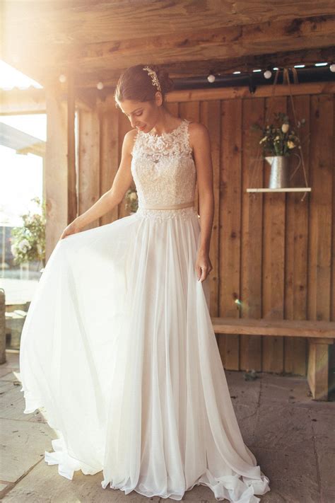 33 Elegant High Neck Wedding Dresses To Try Mrs To Be