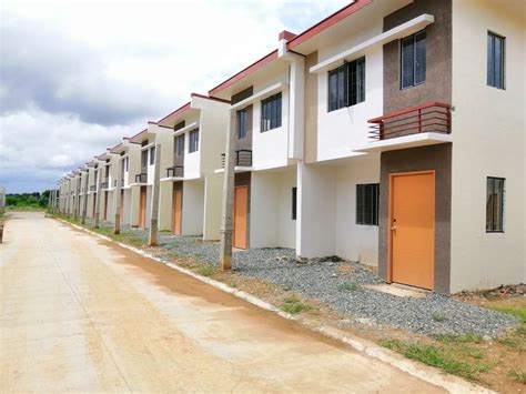 Angeli Townhouse In Lumina Baliwag With 3 BR House And Lot