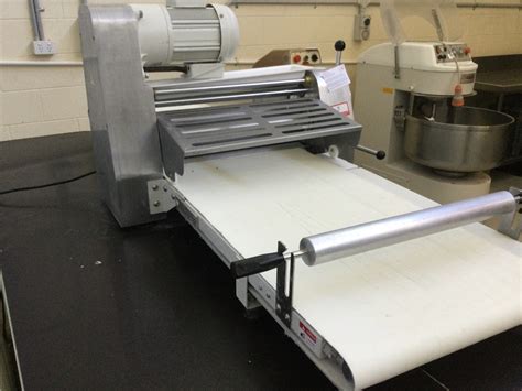 Bench Topper Dough Roller Model JDR 520B