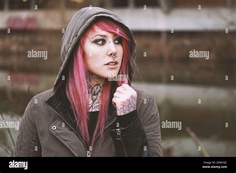 Real Young Urban Person Portrait Hi Res Stock Photography And Images