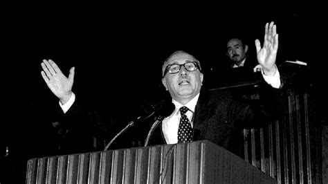 Former Turkish Premier Erbakan S Challenging Life Story Inspires