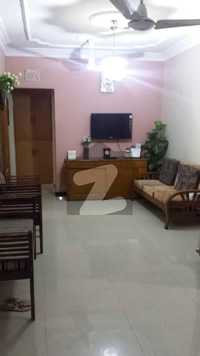 Flat Of 1800 Square Feet In Gulshan E Iqbal Block 13 C Is Available