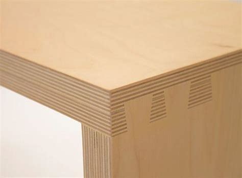 Baltic Birch Plywood Edge