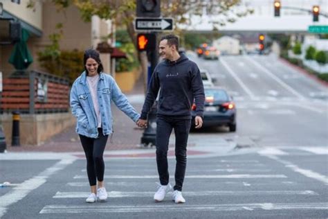 Alex Palou And Wife Esther Valle Are Couple Goals Players Bio