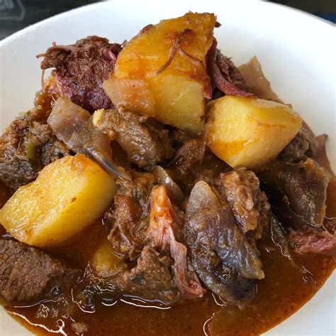 Stracotto: Italian Beef Pot Roast & Potatoes (Stracotto e Patate) | Cooking Italians