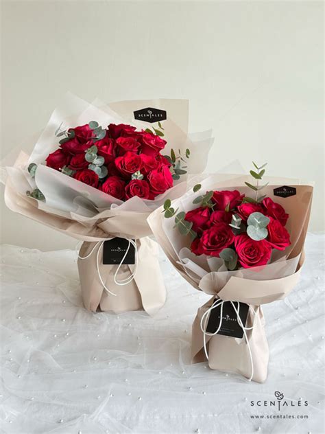 Minimalist Red Rose Flower Bouquet (Brown) - Scentales's Flower on ...