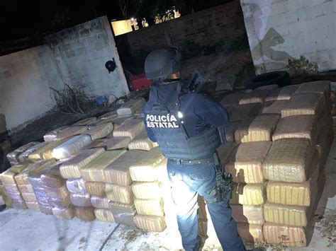 Narcotr Fico Aseguran Armas Y M S De Una Tonelada De Mariguana En