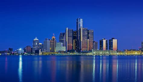 detroit skyline sunrise photograph  curt clayton pixels