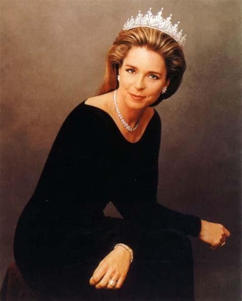 The Mad Monarchist: Consort Profile: Queen Noor al-Hussein