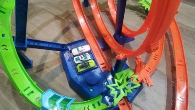 Hot Wheels Epic Crash Dash Track Set Target