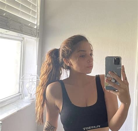 Sexy Yo Latina Teen XXX Porn Album