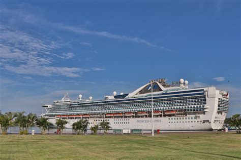 Arriba El Crucero Grand Princess A Puerto Vallarta Mirada Informativa